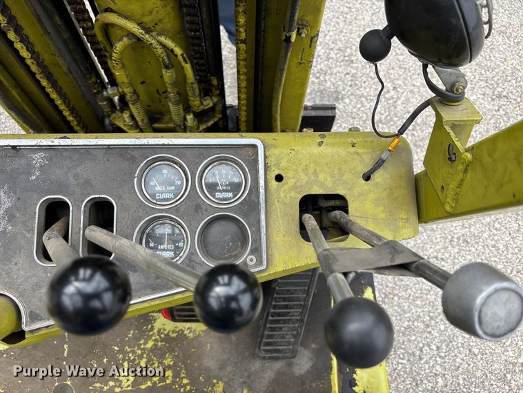 image for item FC4660 Clark C500 forklift