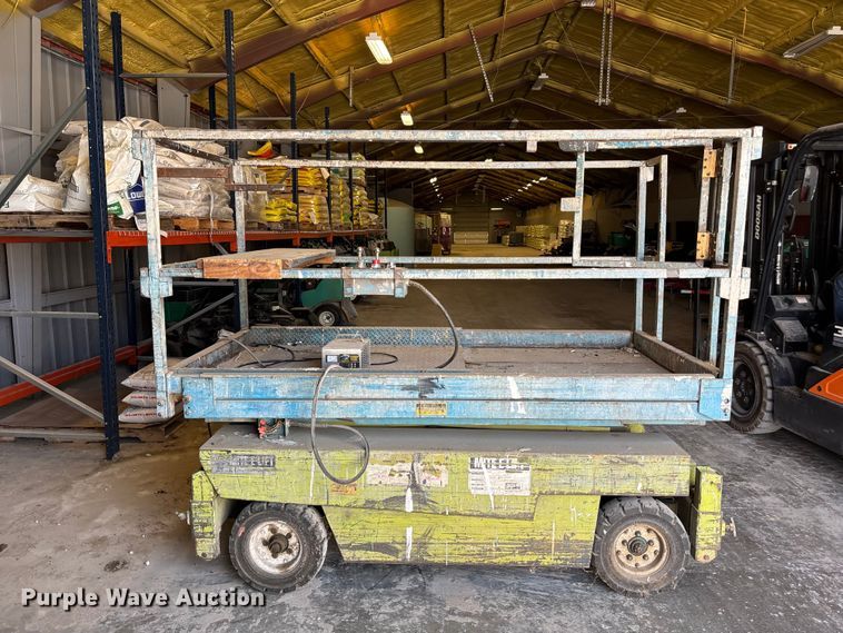 image for item FC4662 Mite-e-lift scissor lift