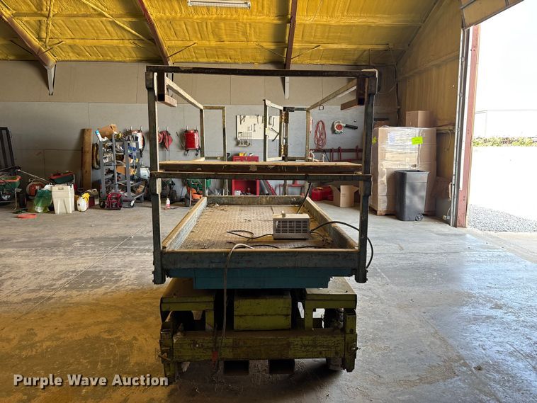 image for item FC4662 Mite-e-lift scissor lift