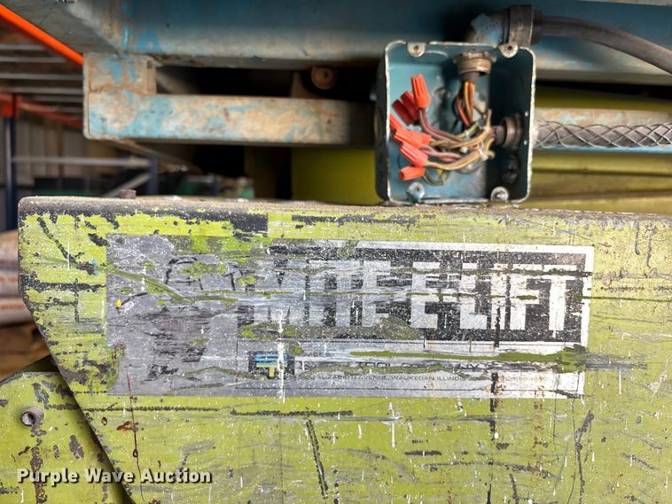 image for item FC4662 Mite-e-lift scissor lift