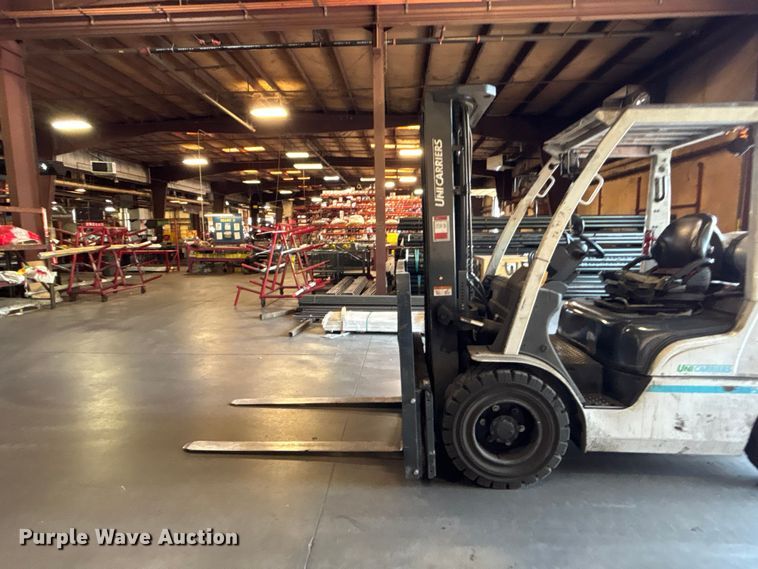 image for item FC4668 2015 Nissan PF70 forklift