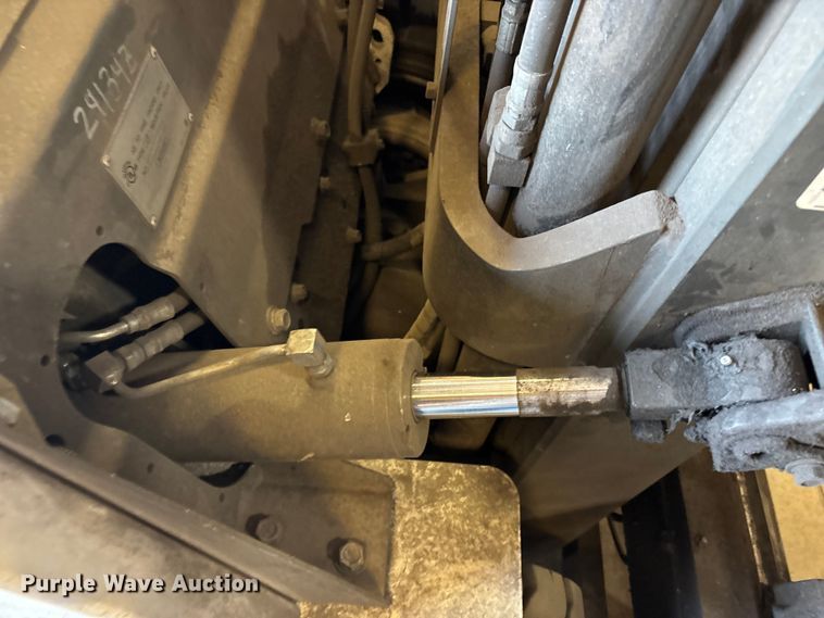 image for item FC4668 2015 Nissan PF70 forklift