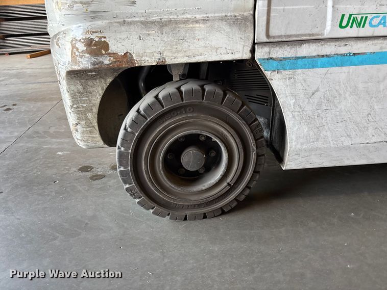 image for item FC4668 2015 Nissan PF70 forklift