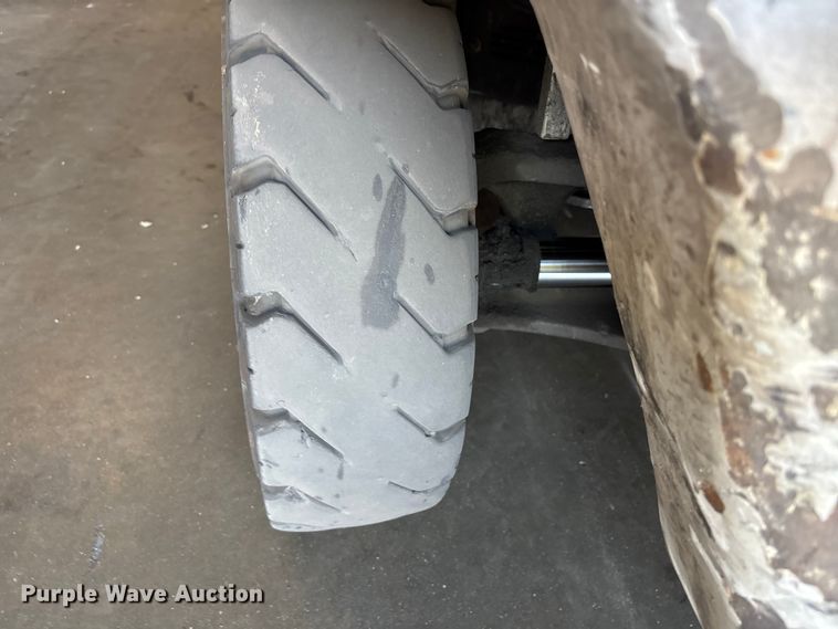 image for item FC4668 2015 Nissan PF70 forklift