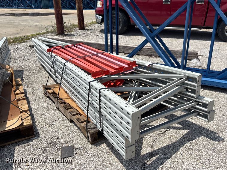 image for item FC4679 T-bolt pallet racking