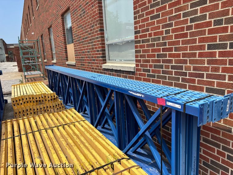 image for item FC4682 T-bolt pallet racking