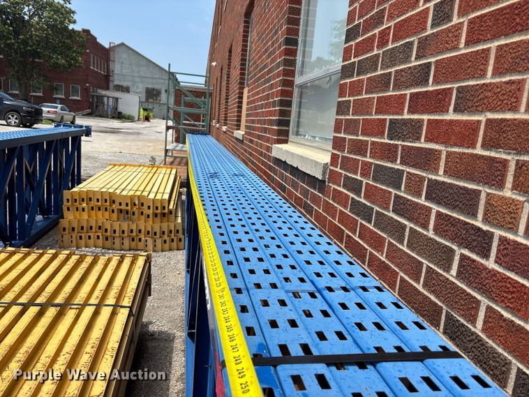 image for item FC4682 T-bolt pallet racking