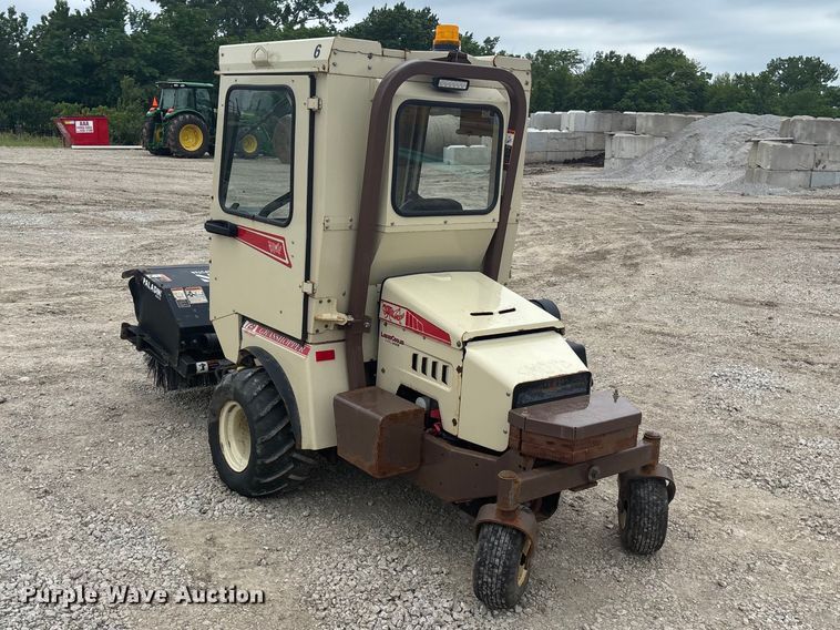 image for item FC4701 Grasshopper 729 sweeper
