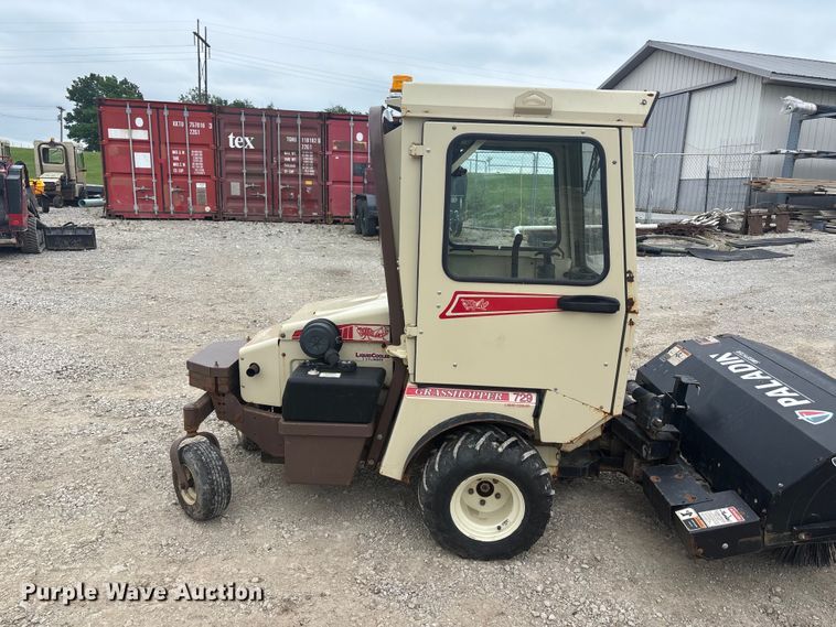 image for item FC4701 Grasshopper 729 sweeper