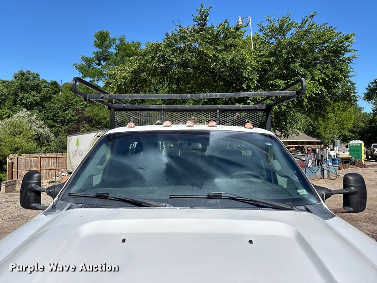 image for item FC4703 2011 Ford F350 Super Duty utility bed pickup truck