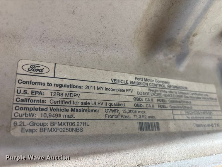image for item FC4703 2011 Ford F350 Super Duty utility bed pickup truck