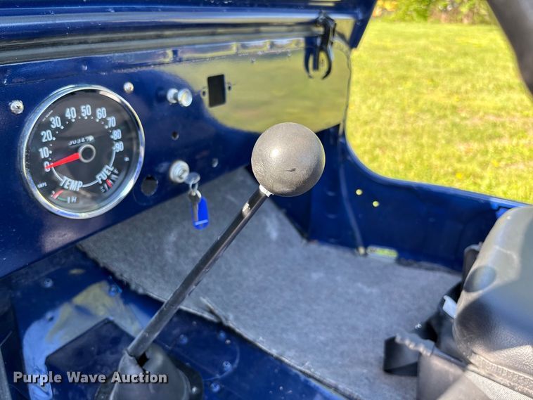 image for item FC5720 1959 Willys DJ SUV