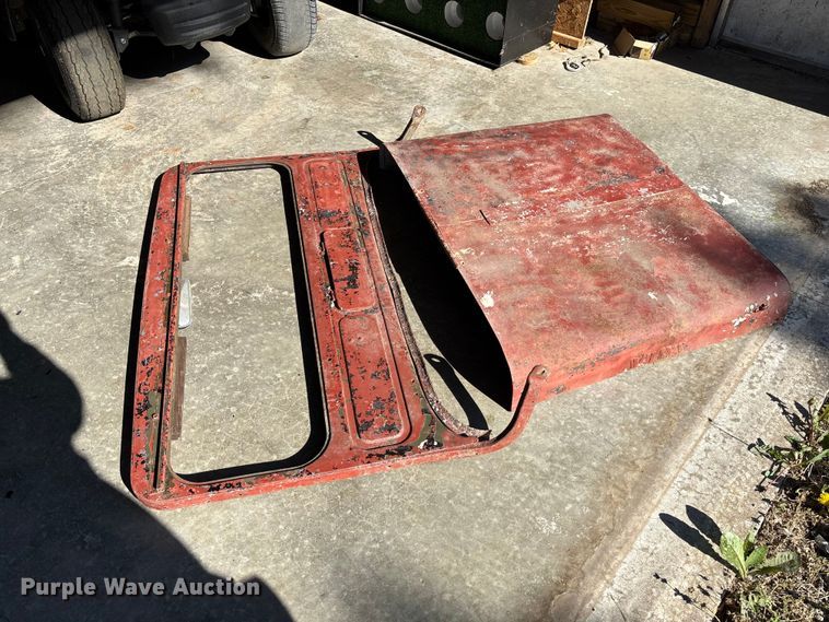image for item FC5720 1959 Willys DJ SUV