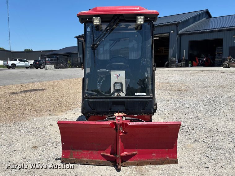 image for item FC5722 Ventrac 3400Y municipal tractor