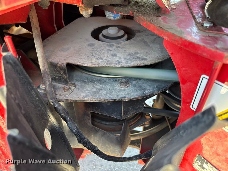 image for item FC5722 Ventrac 3400Y municipal tractor