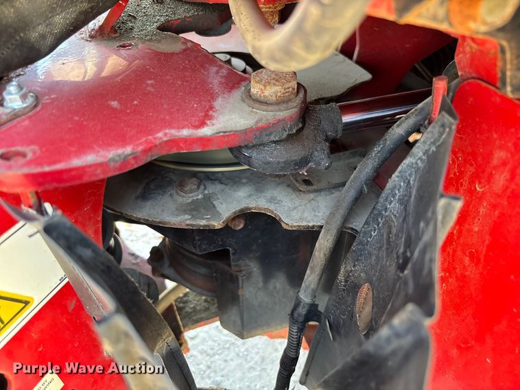 image for item FC5722 Ventrac 3400Y municipal tractor
