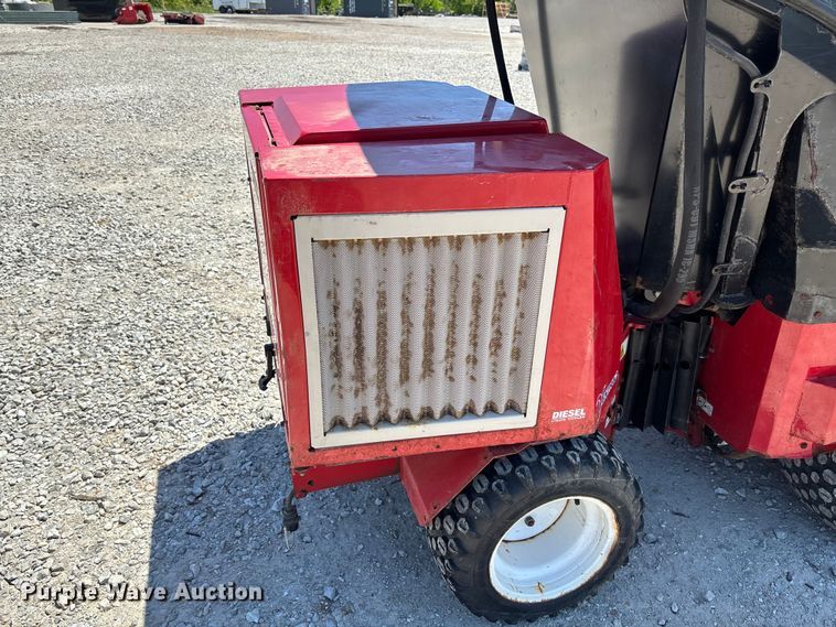 image for item FC5722 Ventrac 3400Y municipal tractor