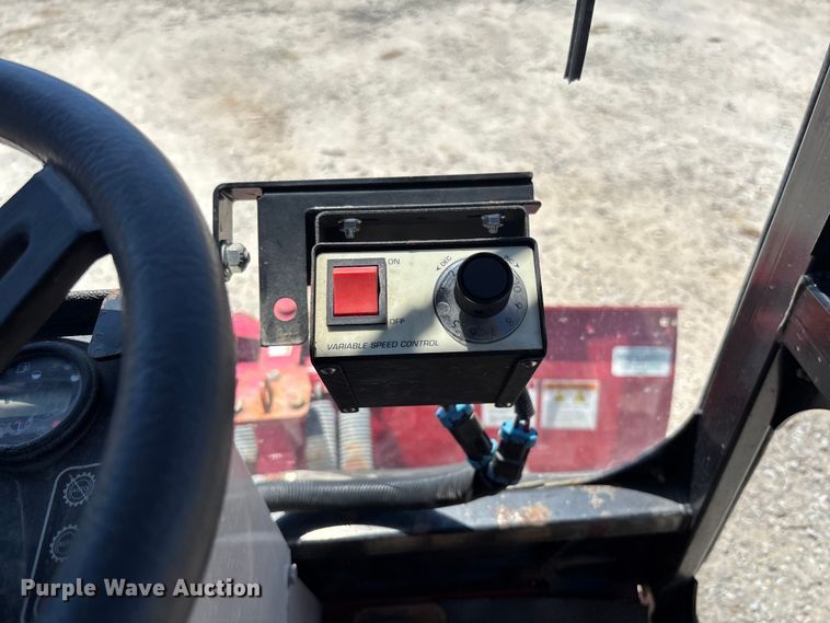 image for item FC5722 Ventrac 3400Y municipal tractor