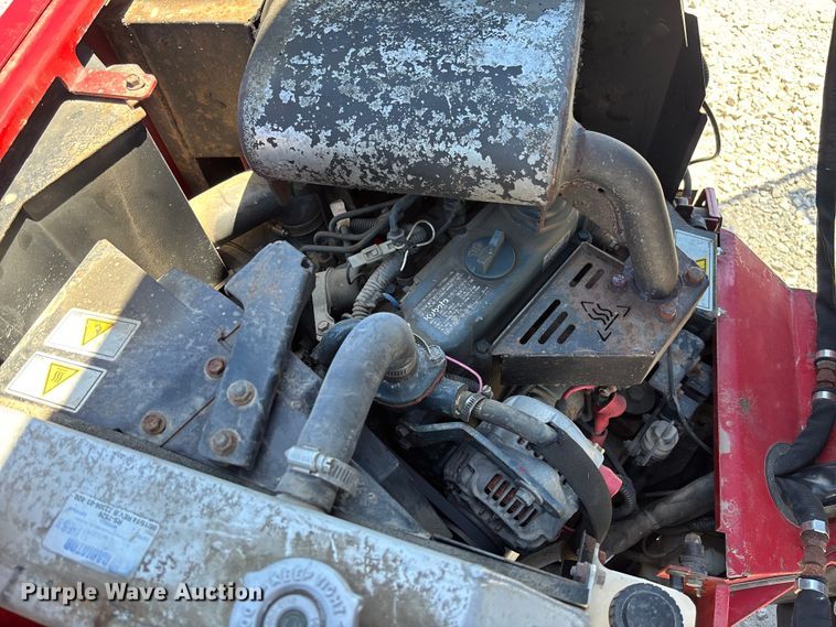 image for item FC5722 Ventrac 3400Y municipal tractor