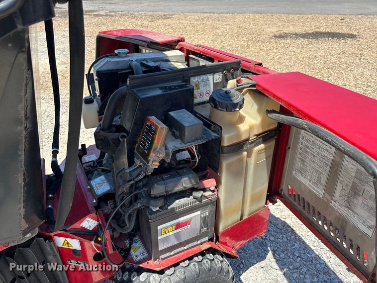 image for item FC5722 Ventrac 3400Y municipal tractor