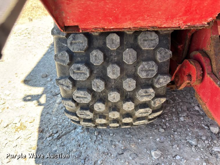 image for item FC5722 Ventrac 3400Y municipal tractor