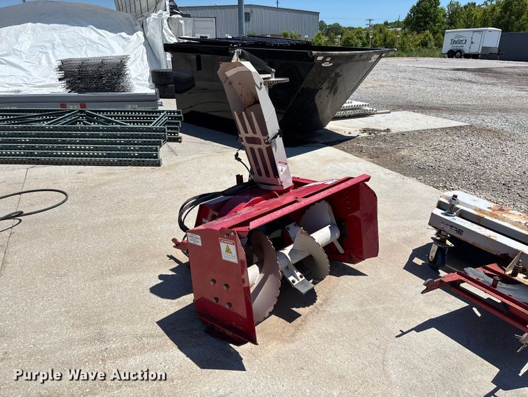 image for item FC5722 Ventrac 3400Y municipal tractor