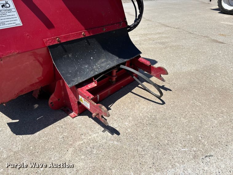 image for item FC5722 Ventrac 3400Y municipal tractor
