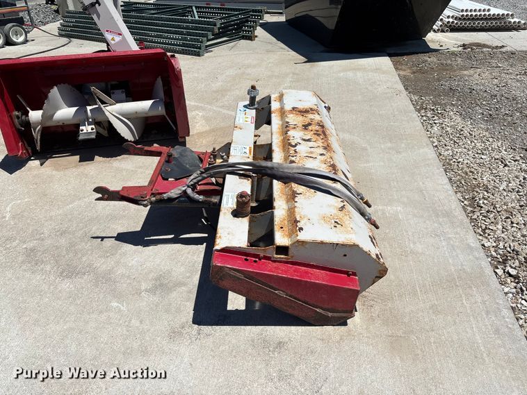 image for item FC5722 Ventrac 3400Y municipal tractor