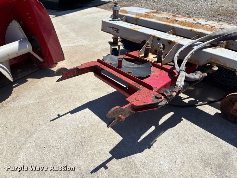image for item FC5722 Ventrac 3400Y municipal tractor
