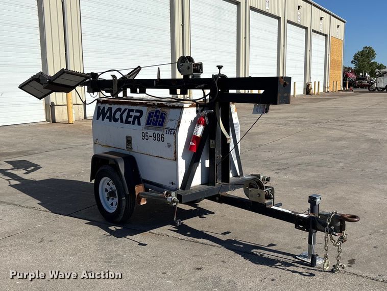 image for item FC5738 2005 Wacker LTC4L light plant