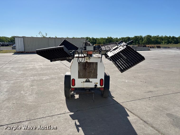 image for item FC5738 2005 Wacker LTC4L light plant