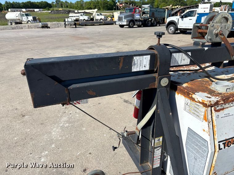 image for item FC5738 2005 Wacker LTC4L light plant