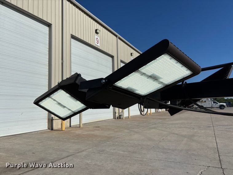 image for item FC5738 2005 Wacker LTC4L light plant