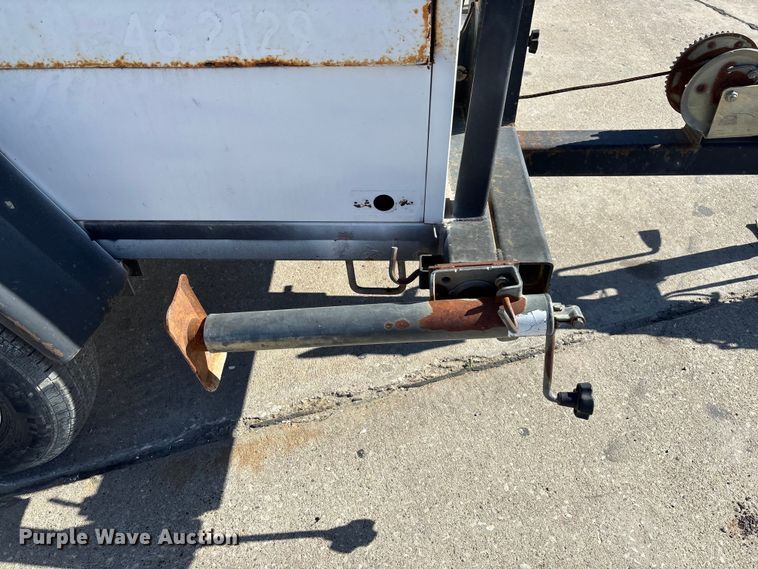 image for item FC5738 2005 Wacker LTC4L light plant