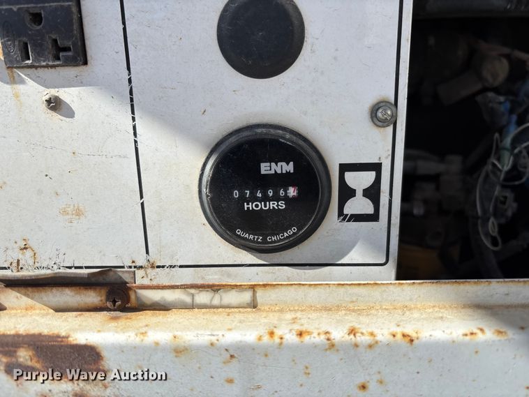 image for item FC5738 2005 Wacker LTC4L light plant