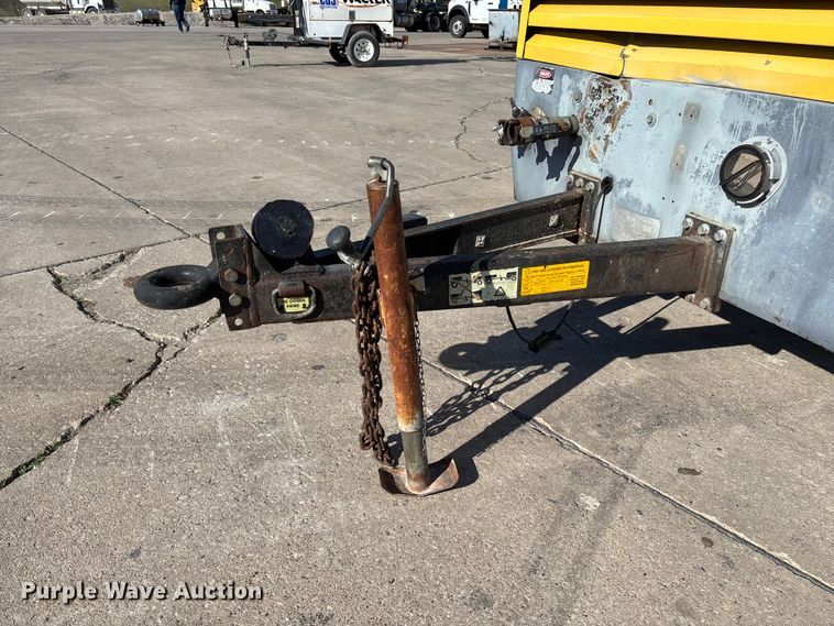 image for item FC5739 2011 Atlas Copco XAS 375 T3 RSC air compressor