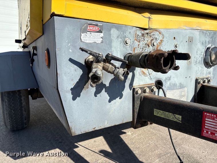 image for item FC5739 2011 Atlas Copco XAS 375 T3 RSC air compressor