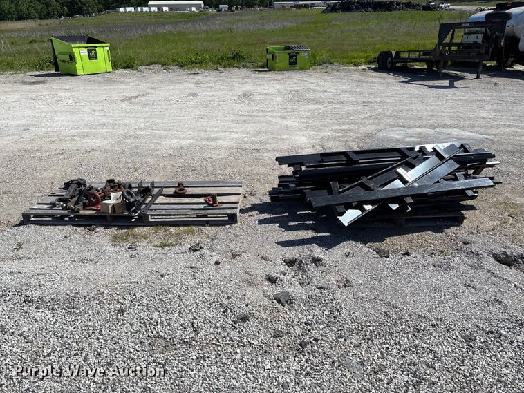 image for item FC5760 Truck parts
