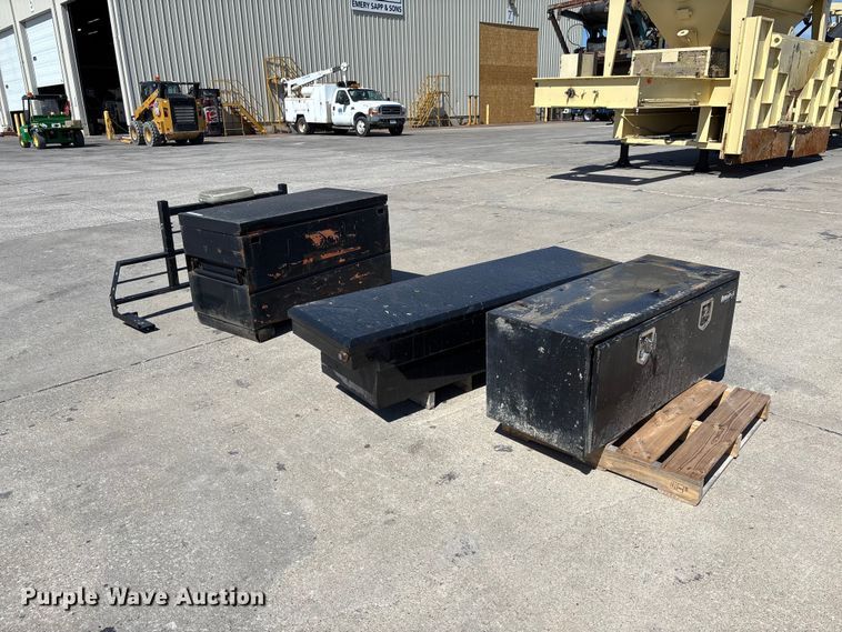 image for item FC5762 Truck parts