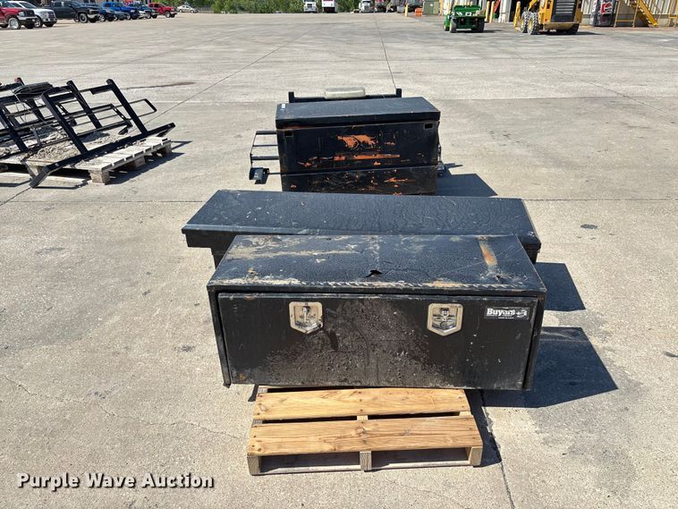 image for item FC5762 Truck parts