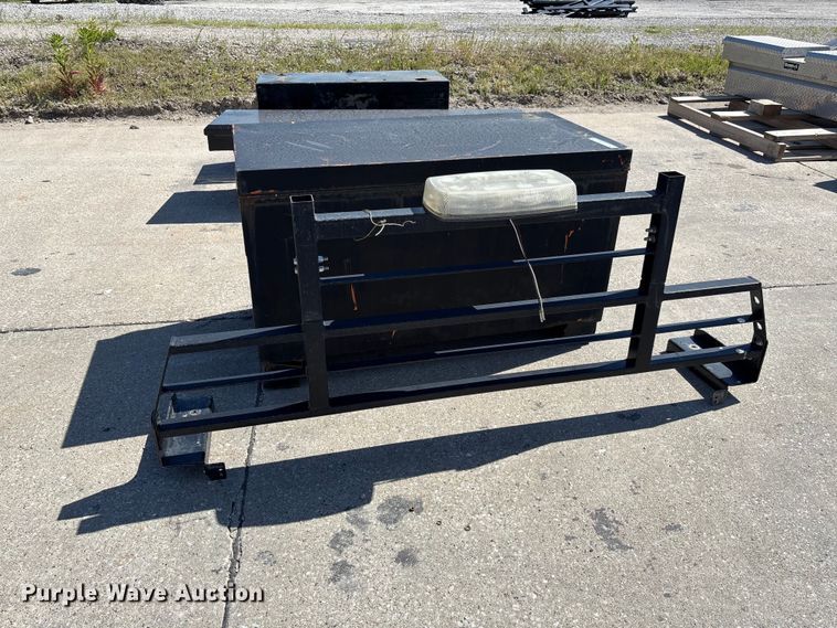 image for item FC5762 Truck parts