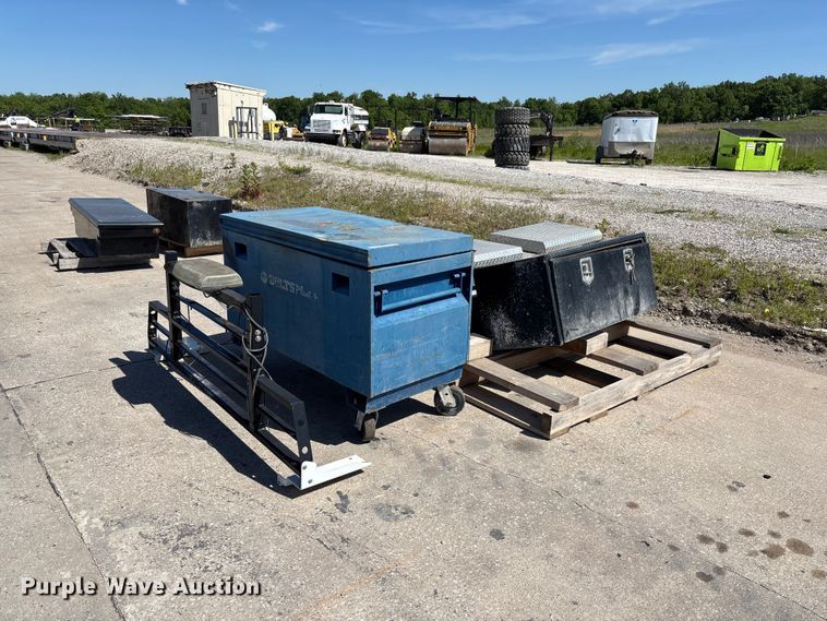 image for item FC5763 Truck parts