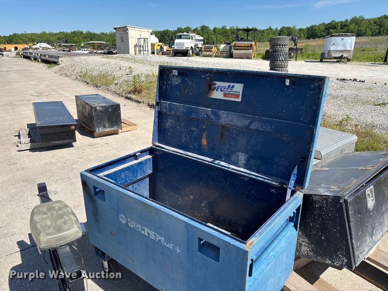 image for item FC5763 Truck parts