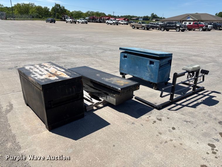 image for item FC5764 Truck parts