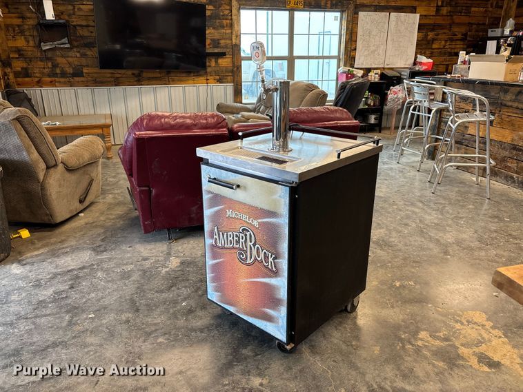 Beverage-Air BM23 Kegerator