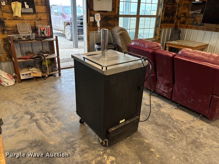 image for item FC5791 Beverage-Air BM23 Kegerator
