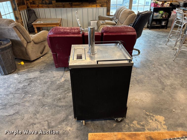 image for item FC5791 Beverage-Air BM23 Kegerator
