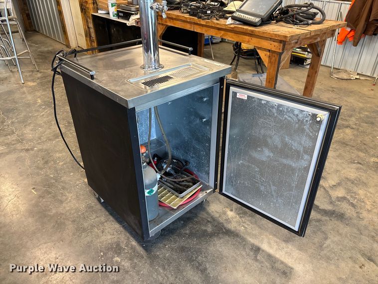 image for item FC5791 Beverage-Air BM23 Kegerator