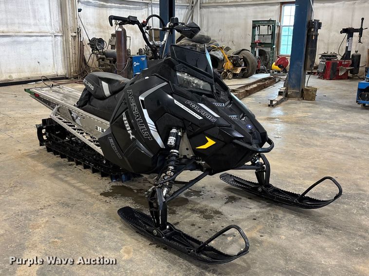 image for item FC5792 2016 Polaris RMK 800 Assault 155 snowmobile