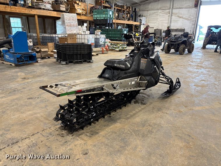 image for item FC5792 2016 Polaris RMK 800 Assault 155 snowmobile